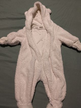 Buzo recién nacido h&m