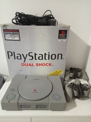 PLAY STATION 1 /PS3/ XBOX 360