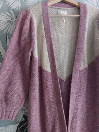 Cardigan marca Nümph nueva. Talla S