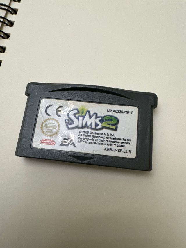 juego SIMS2 game boy y nintendo ds