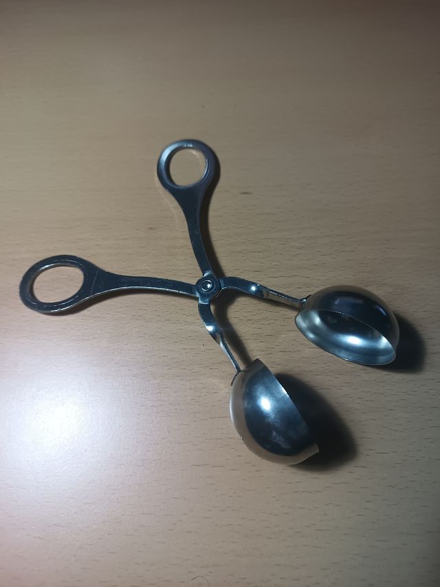 Pinza para albóndigas 