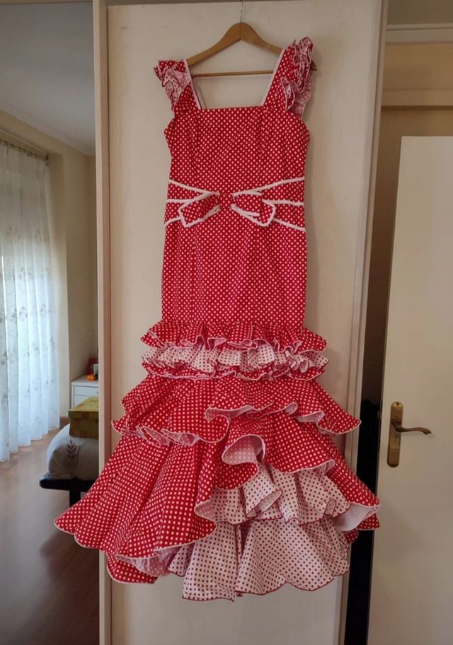 Traje de flamenca hecho a medida en sevilla