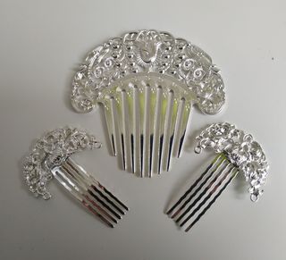 CONJUNTO NUEVO peineta plateada peinetillas ADULTA