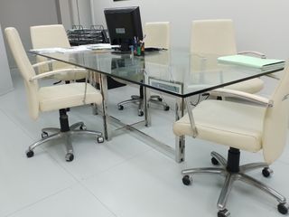 Sillas de polipiel crema