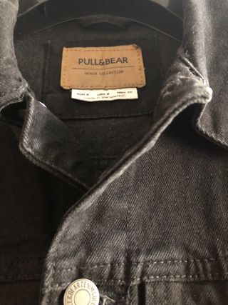Cazadora negra vaquera Pull&Bear
