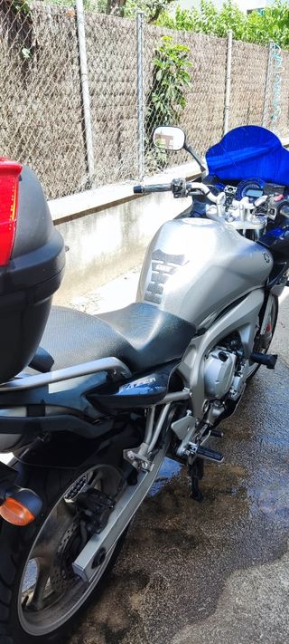 Yamaha FZ6 FAZER