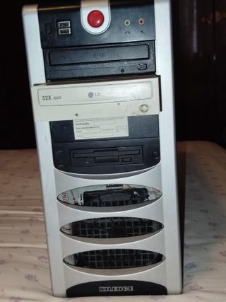 pc gaming custom amd 8x3.5ghz,16gb ram,8gb grafica