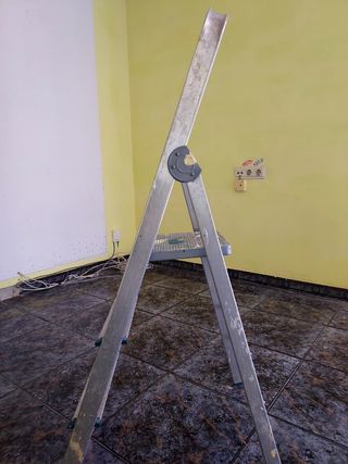 Escalera de aluminio