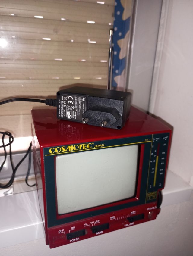 TV portátil vintage.