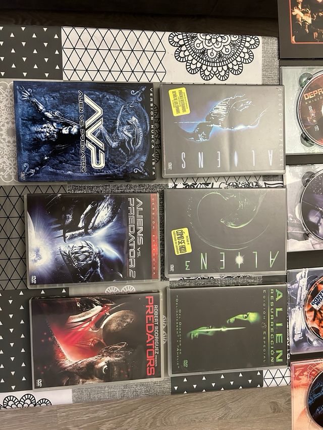 colencion peliculas dvd depredador y alien