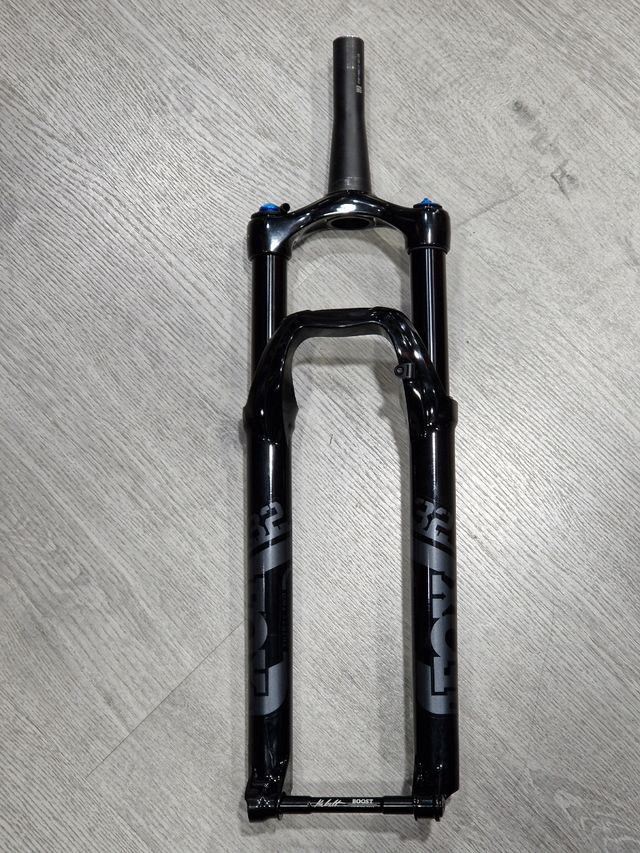 Horquilla FOX 32 Float Rhythm 120mm