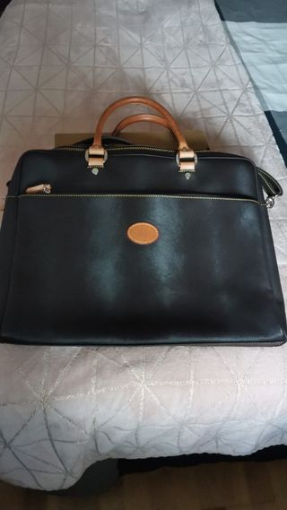 Maletín de piel para portátil