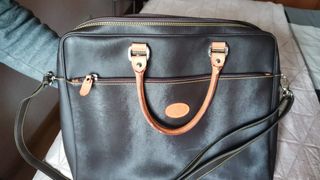 Maletín de piel para portátil