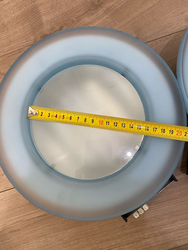 2 apliques empotrados con aro de cristal azul