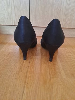 Zapatos de salón Menbur