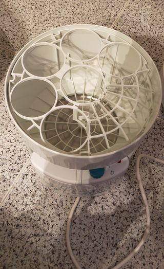 Esterilizador para 1 a 6 biberões mais 2 biberões