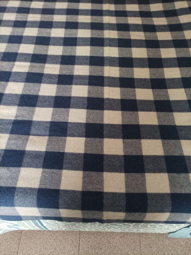 MANTA CUADROS AZUL 