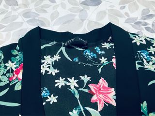 Kimono Blazers Negro Con Estampado Flores Zara S