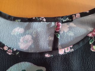 Blusón de flores de Pilar Prieto