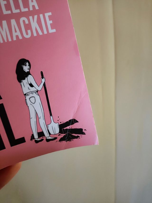 Livro "How to kill your family"