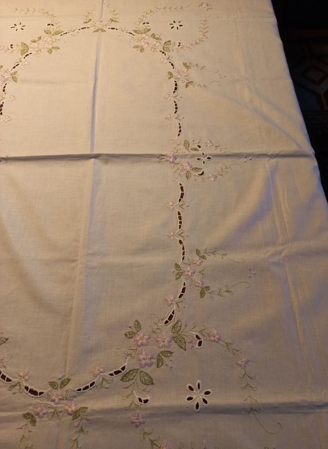 Tovaglia vintage ricamata + tovaglioli