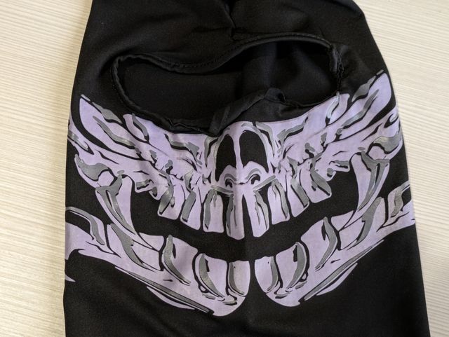 Passamontagna con disegno