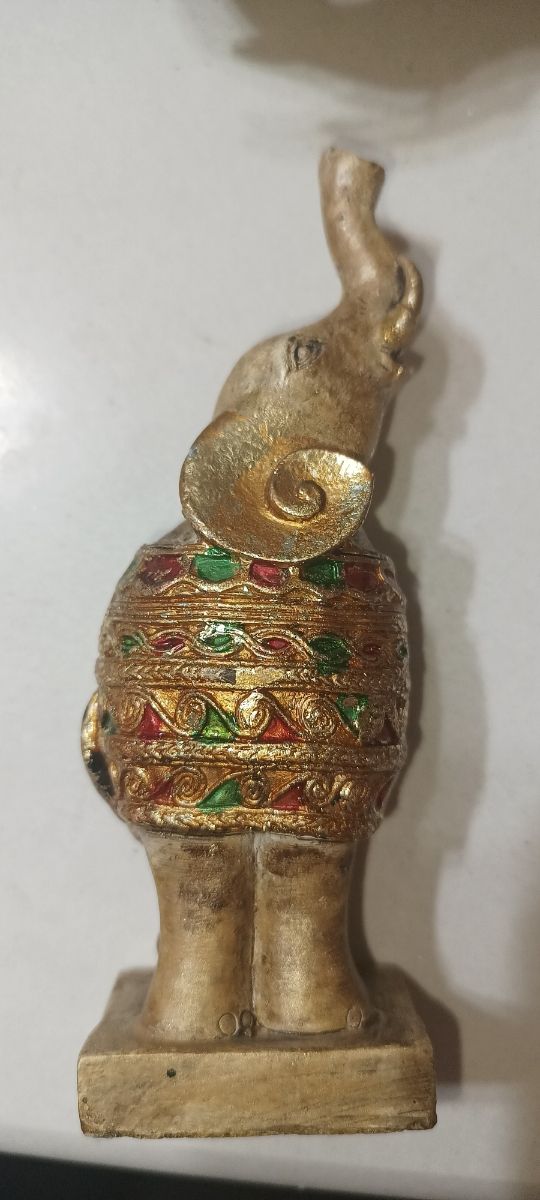 3 soprammobili elefante portafortuna