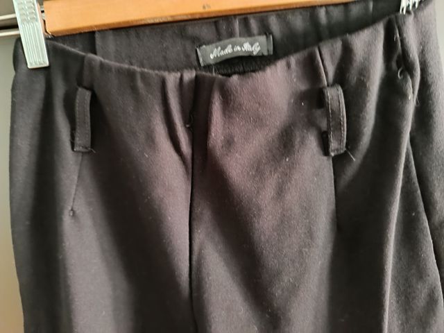 Pantalón pitillo negro talla S