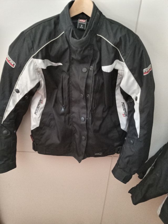 Chaqueta para moto talla S con protecciones 