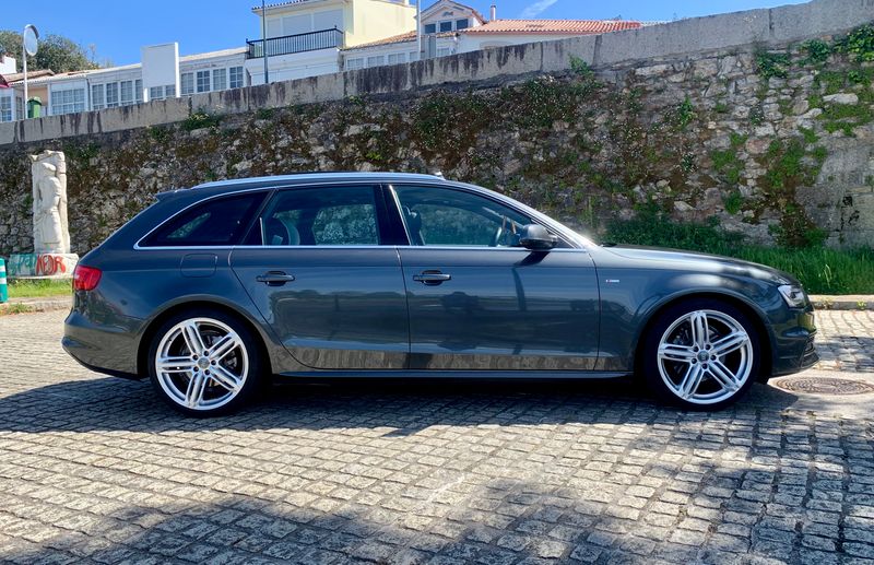Audi A4 avant 2.0 TDI 190 S-Tronic quattro - foto 1