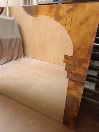 Cubrerradiador y espejo