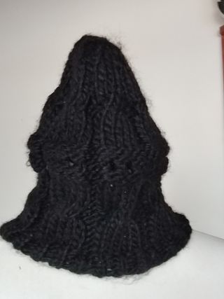 Cappello donna in lana nero