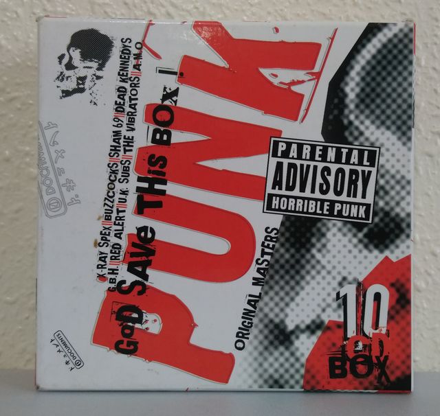 PUNK ROCK 10 CDS GOD SAVE THIS BOX