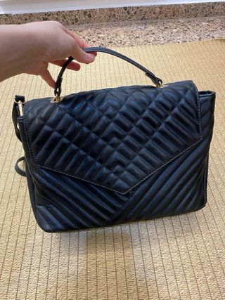 Bolso negro de Mango
