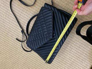 Bolso negro de Mango