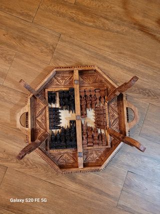 Ajedrez Balines en madera tallada a mano  450 €