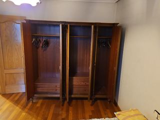 Armario dormitorio 5 puertas