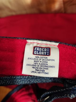 Cappello donna a visiera.