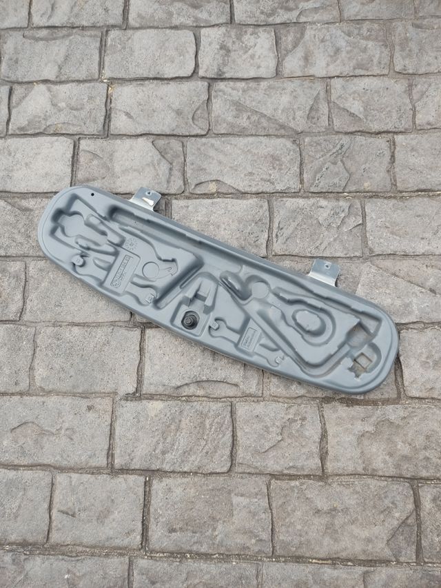 Caja herramientas BMW e46