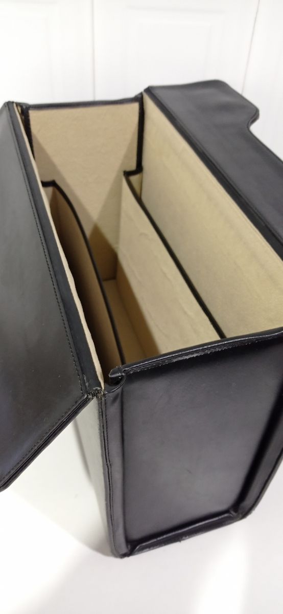 Maletín documentos cuero antiguo