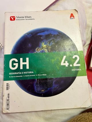 LIBROS GEOGRAFÍA E HISTORIA 4.1 y 4.2