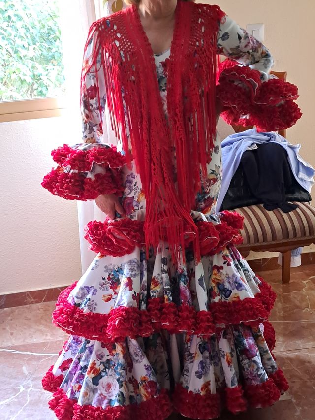 Vestido de gitana nuevo.