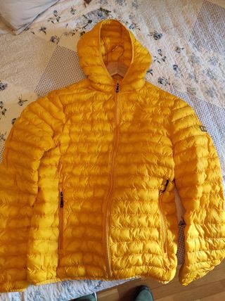 Cazadora de invierno amarilla  talla L