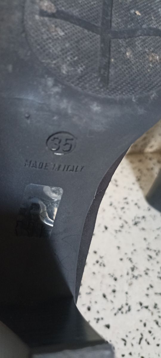 Sandali neri da donna in vera pelle