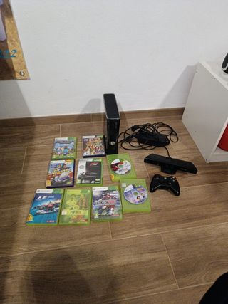XBOX 360 con XBOX 360 KINECT Y 9 JUEGOS