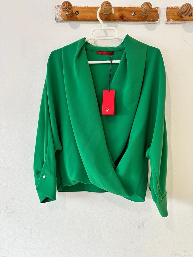 blusa de carolina herrara