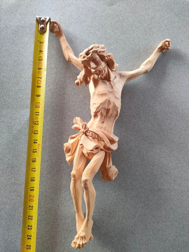 Corpo di Cristo in legno