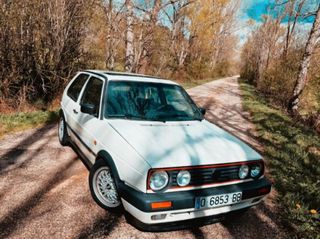 Volkswagen golf mk2 gti 1990