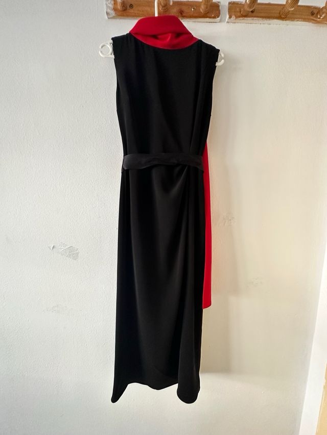 vestedo de carolina herrara