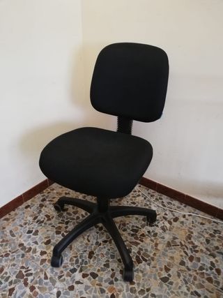 Silla con ruedas de escritorio -